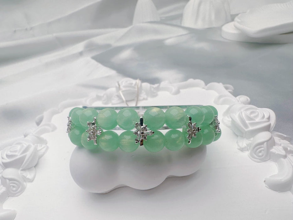 Handgemachter Armschmuck V07